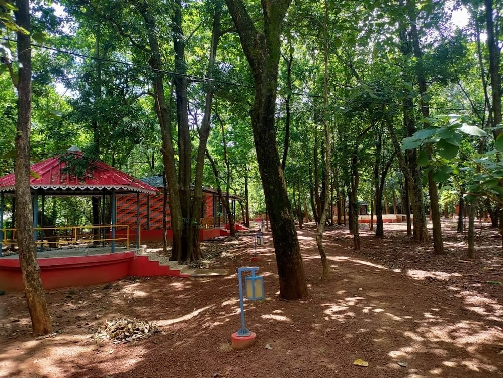 Salboni Retreat