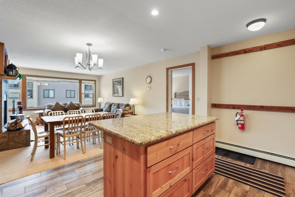 2 Bedroom Kirkwood Condo Across the Street from Village 2 Condo