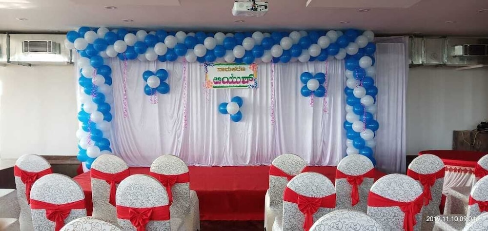 meeting & event spaces