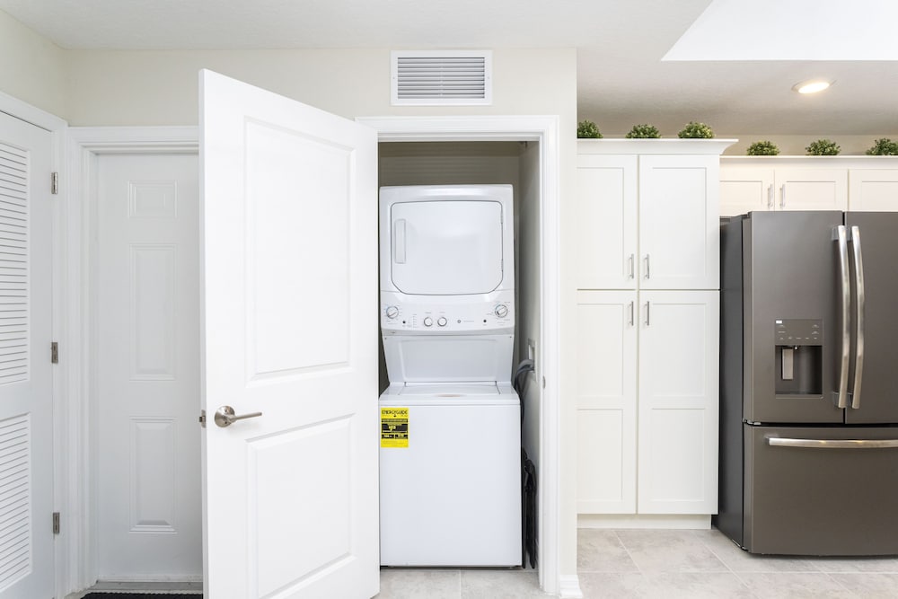 Gorgeous 3Bd/2Ba Condo Close to Disney @StoreyLakeResort 108 3151 - Image 3