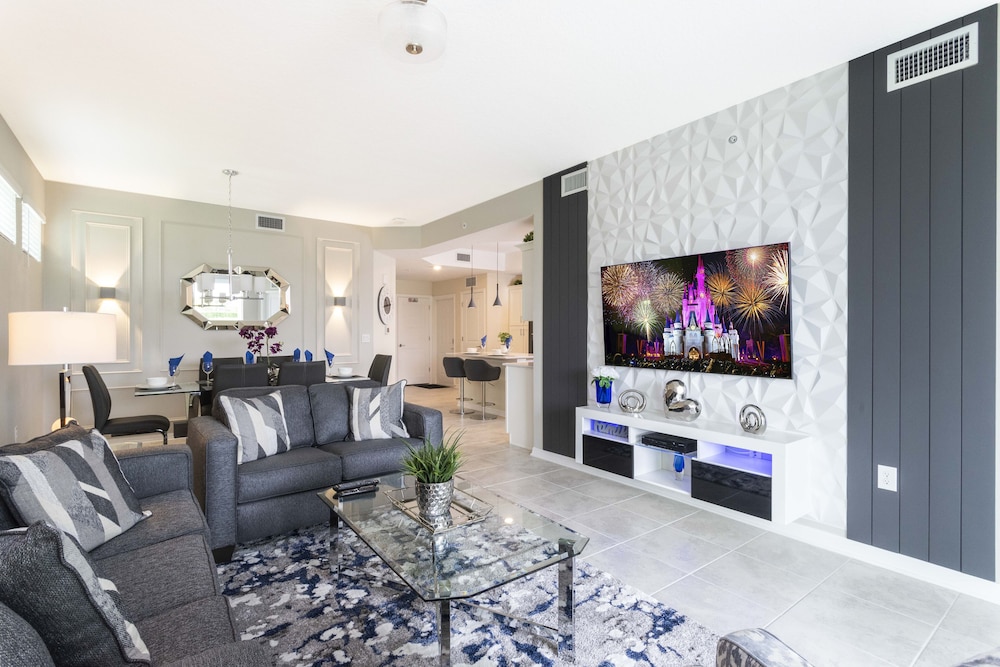 Gorgeous 3Bd/2Ba Condo Close to Disney @StoreyLakeResort 108 3151 - Image 2