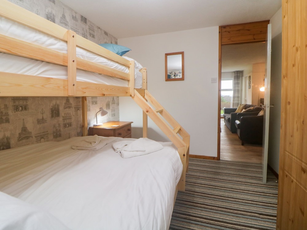 Manorcombe 40