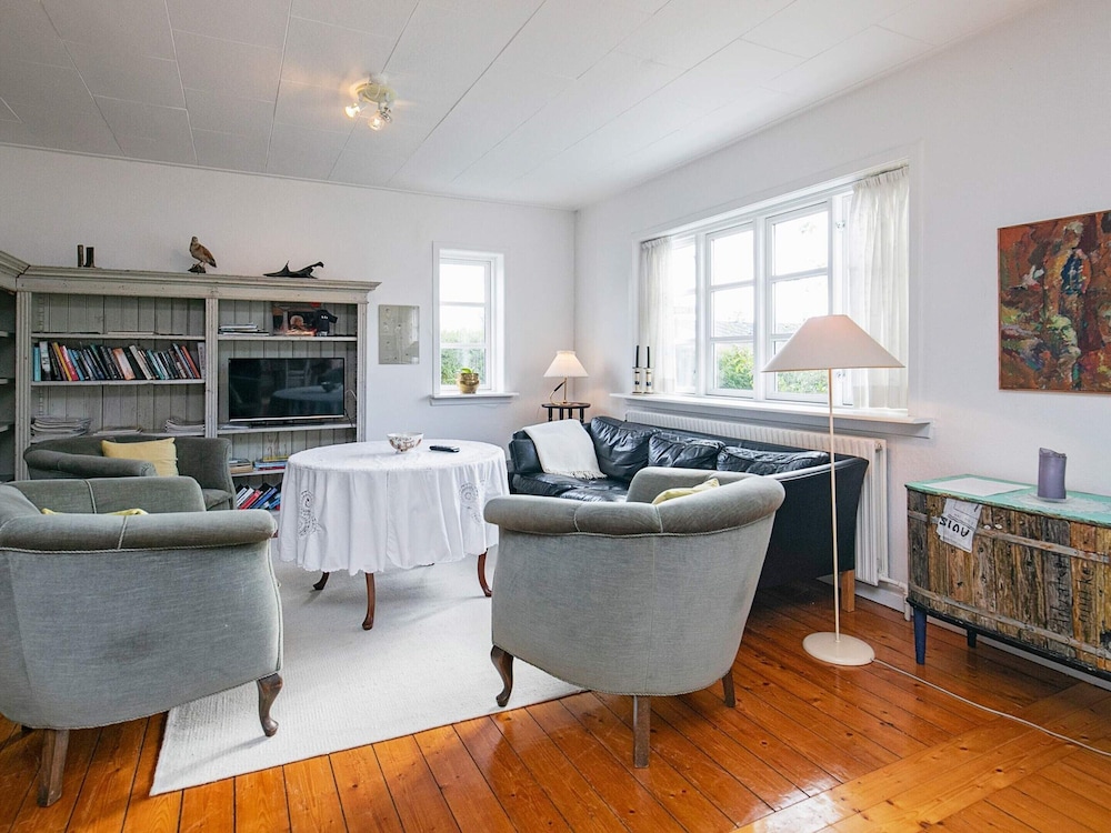6 Person Holiday Home in Albaek