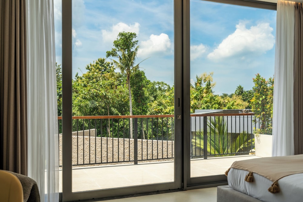 Hidden City Ubud - Modern Villas & Townhouses with Private Pools, Nature Views and Wellness Access