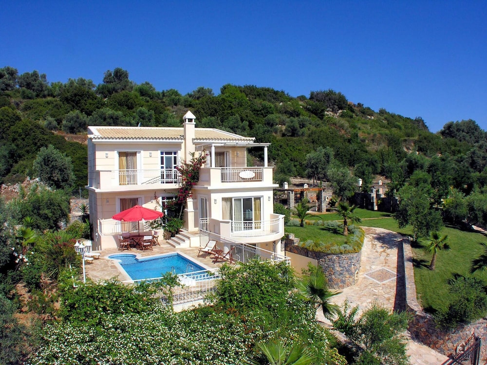 Villa Callistemon Large Private Pool Sea Views A C Wifi - 3269 view 4