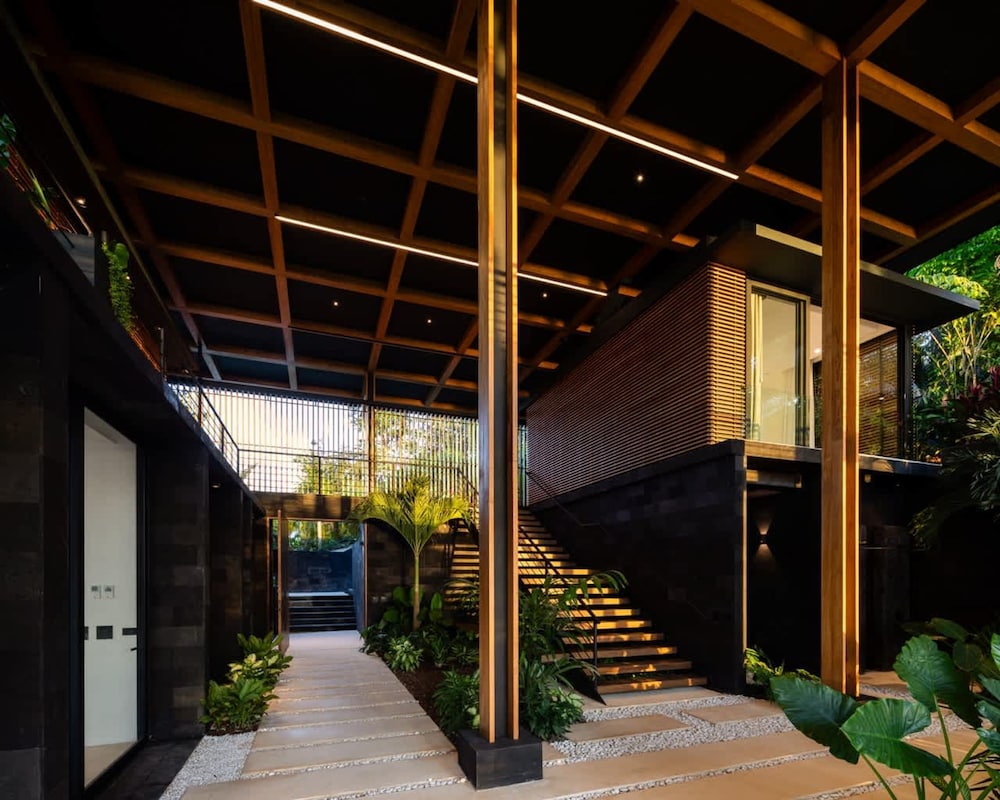 w Spectacular 4BR Villa in Costa Rica