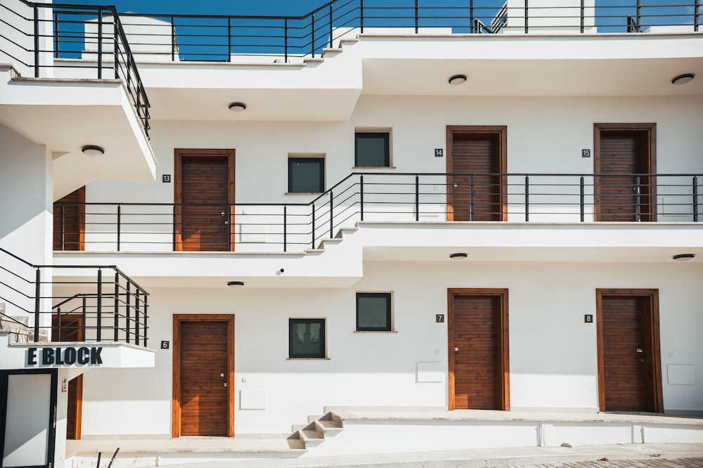 Pearl Island Homes