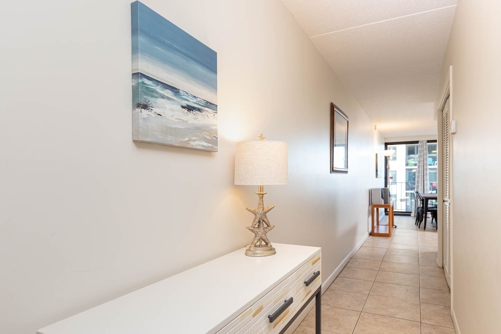 Island Winds East 211 3 Bedroom Condo