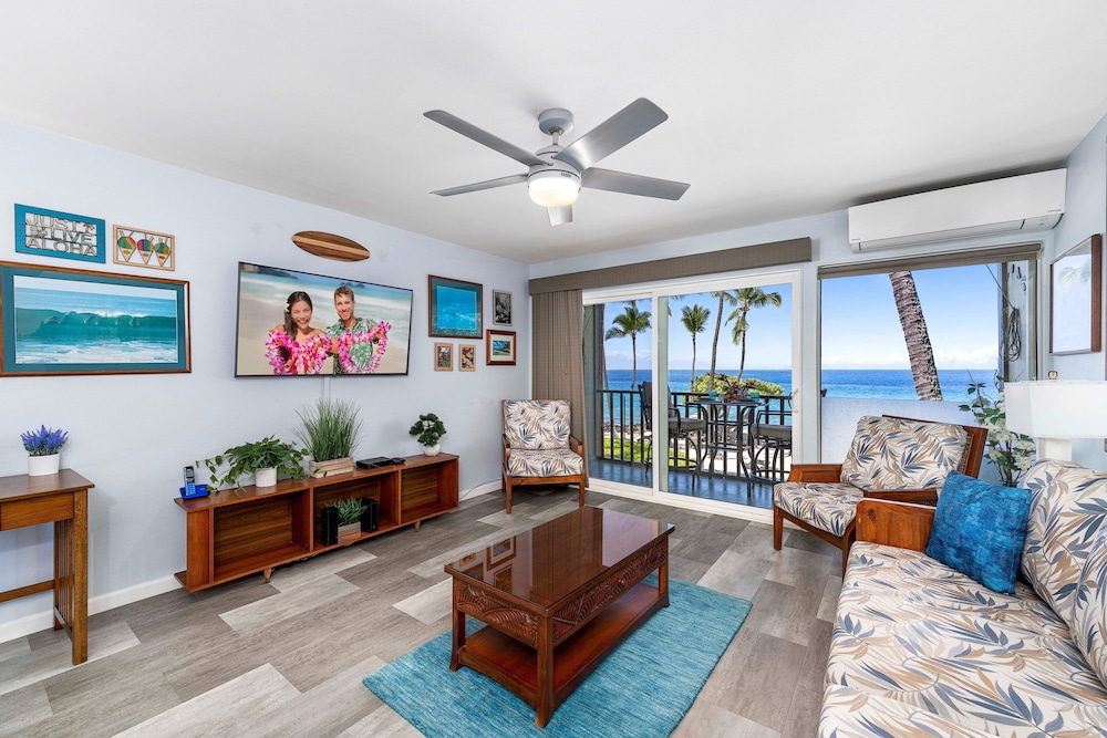 Ocean Front! - Second Floor With AC & Lanai! - Vrkcv