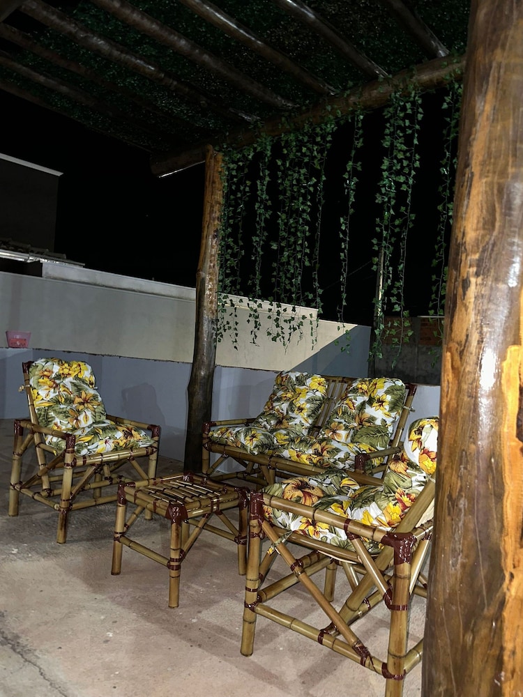 Suites dos Laranjais