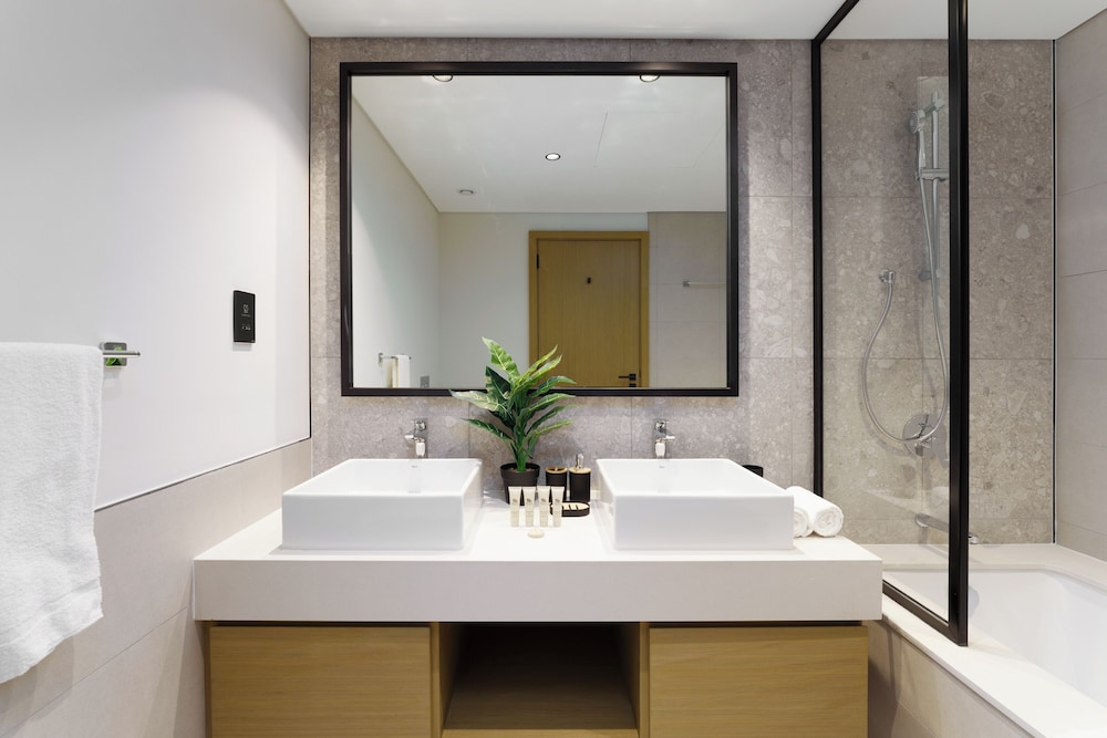 Maison Privee - Tranquil Living with Golf Course Vws in Dubai Hills