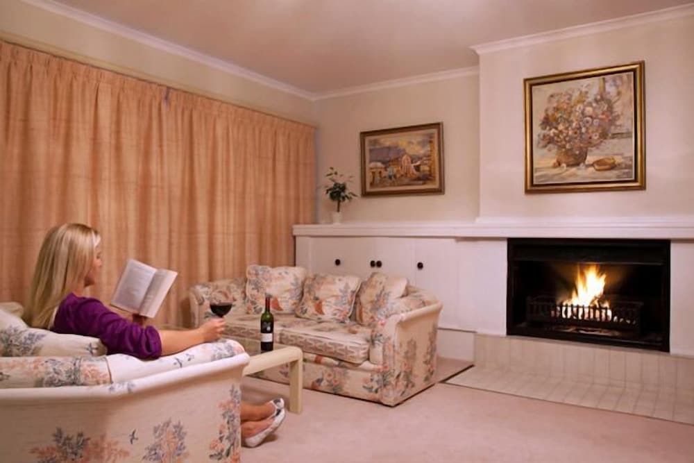 Penguino Guest House