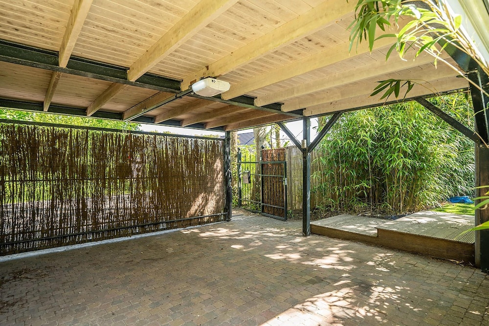 Lovely 4-person Villa With Private Pool