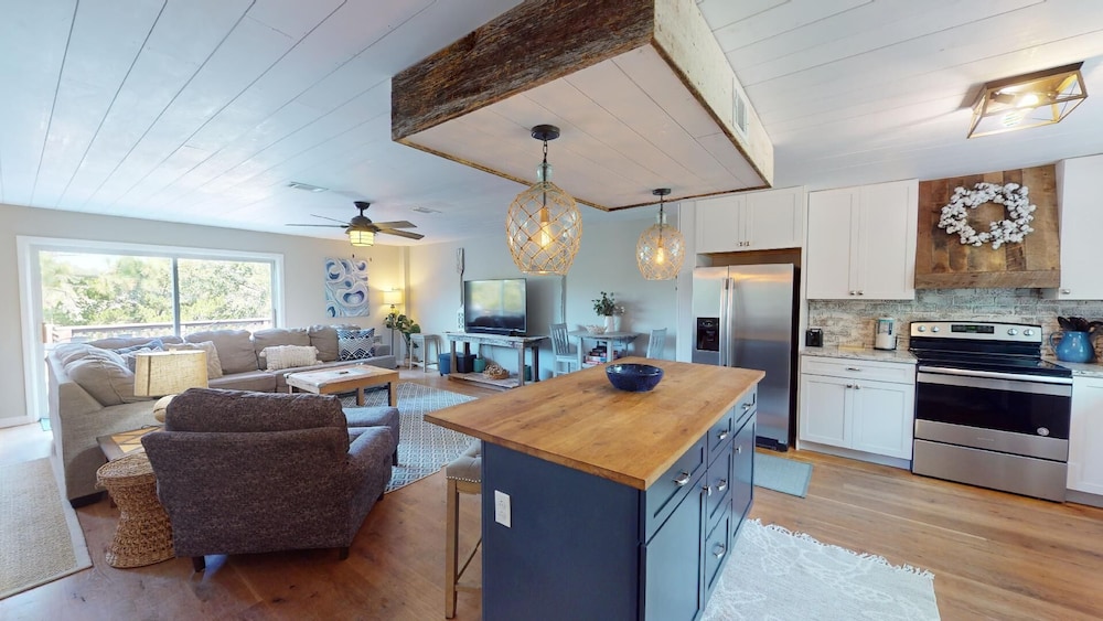 Bulldawg Beach Bunker Tybee Vacation Rentals