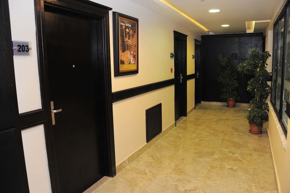 Aqaba Vacations - Raed Hotel Suites - Property Image 19