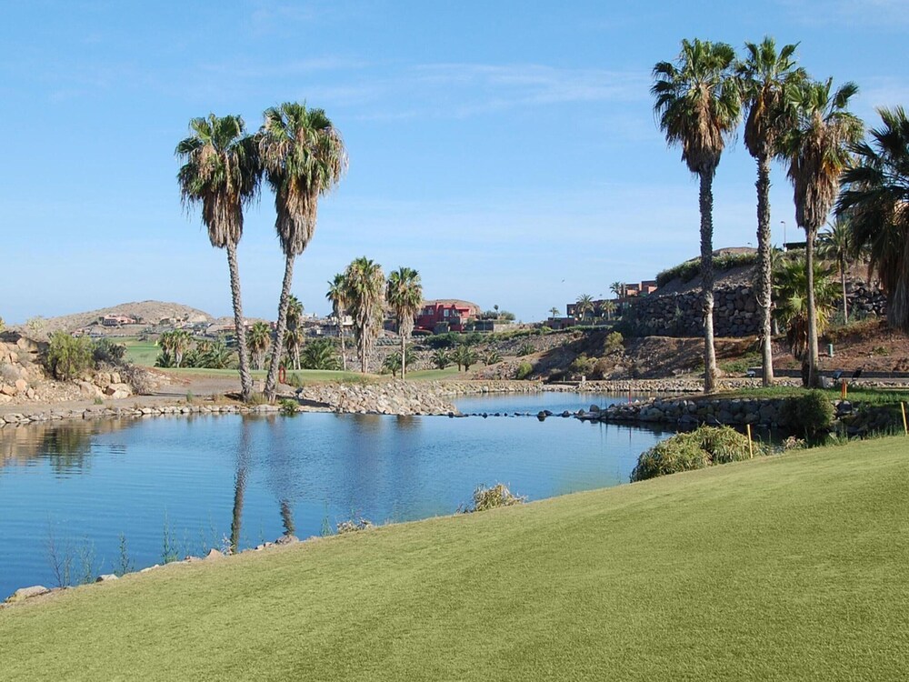 Bungalow With Communal Pool in Playa del Ingles