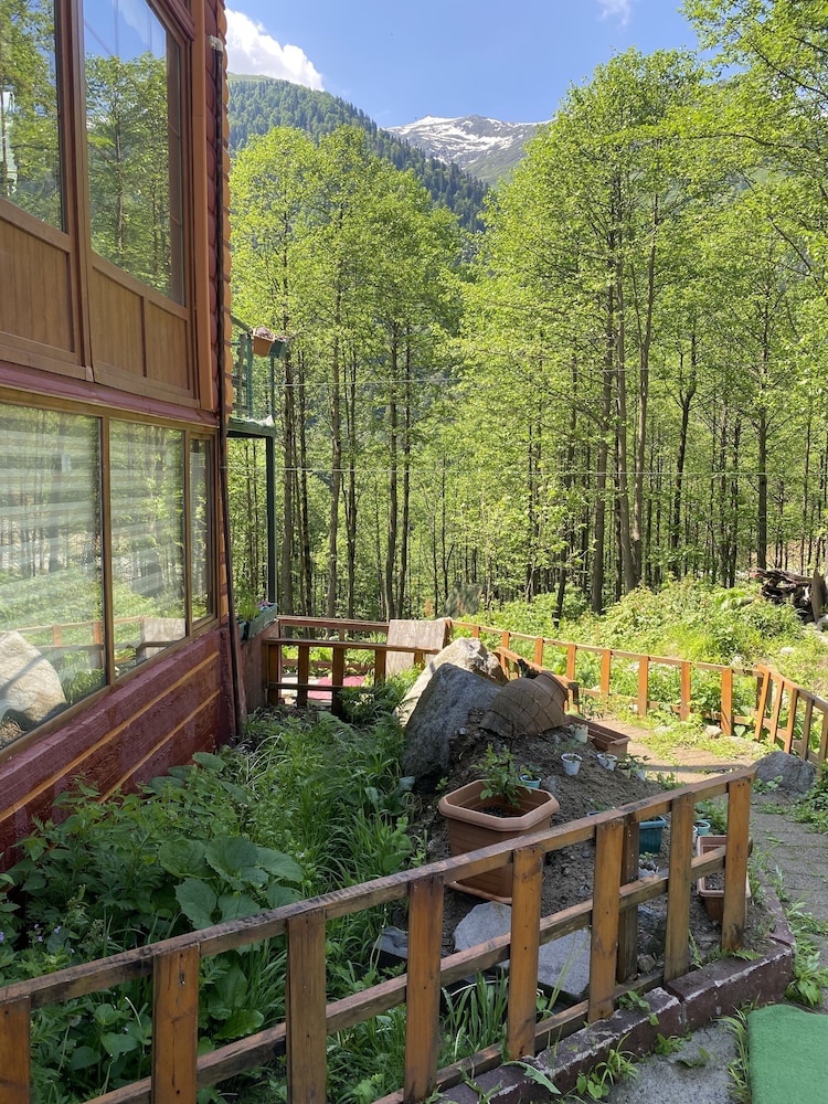 Ayder Smail Oberj view 2