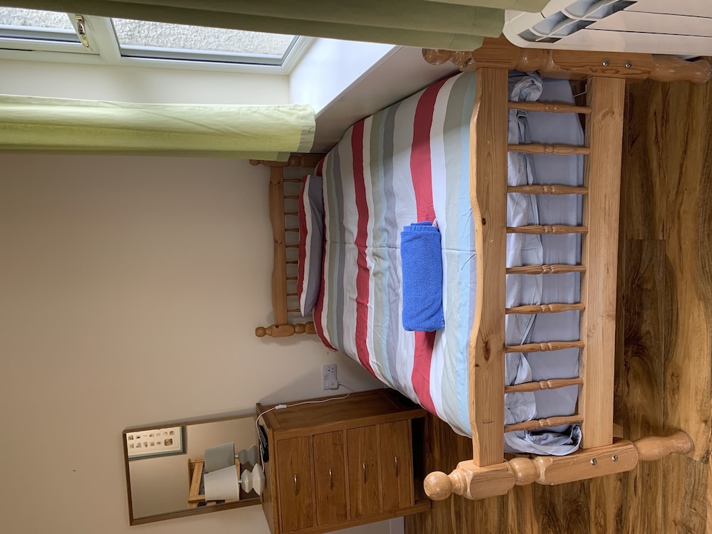 1 Loch Ness Hostel
