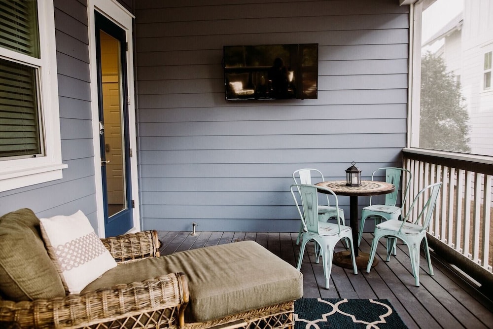 Three Times The Fun by Avantstay Blue Mountain Pool + Pet-friendly view 5