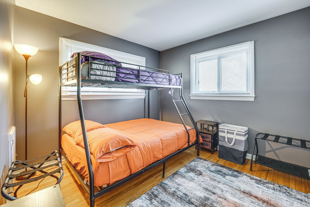 Game, Stay & Play: Family Home in Westland!