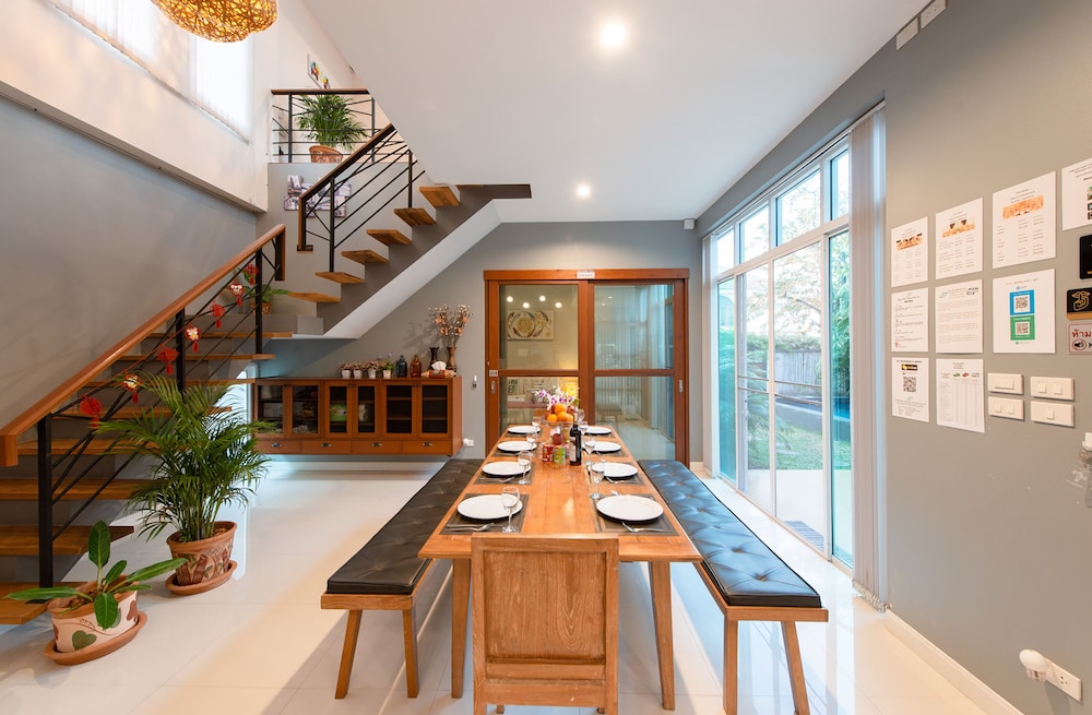 Dream Living Chiangmai Pool Villa