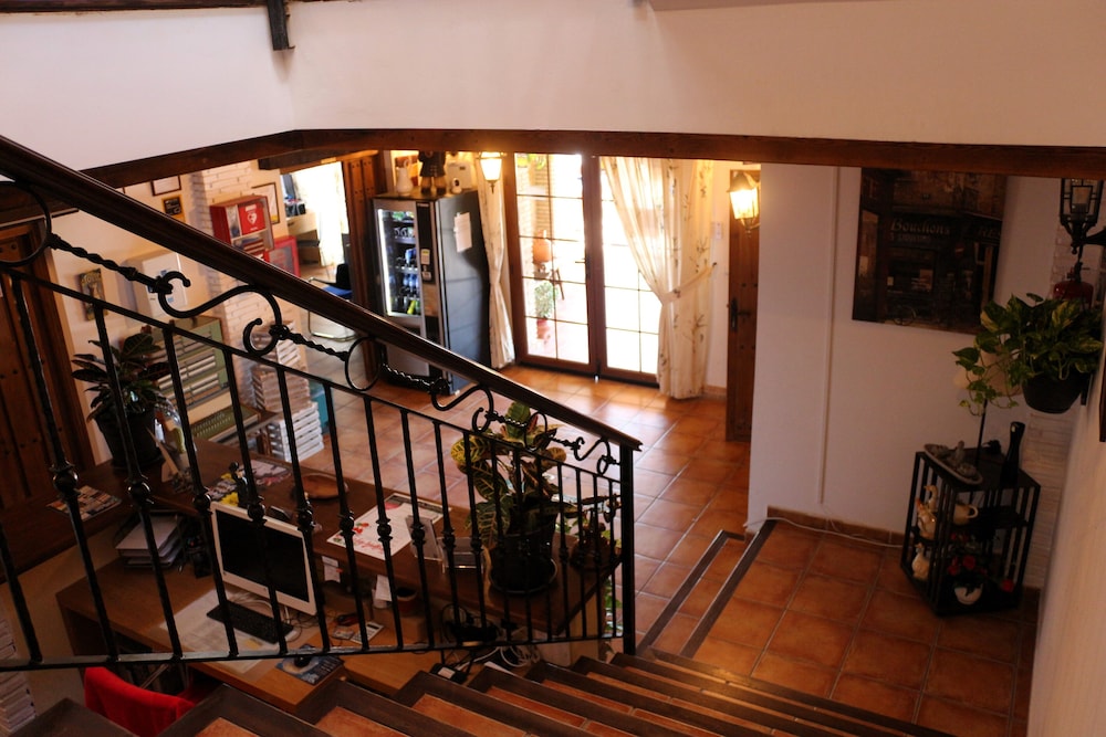 Photo 12