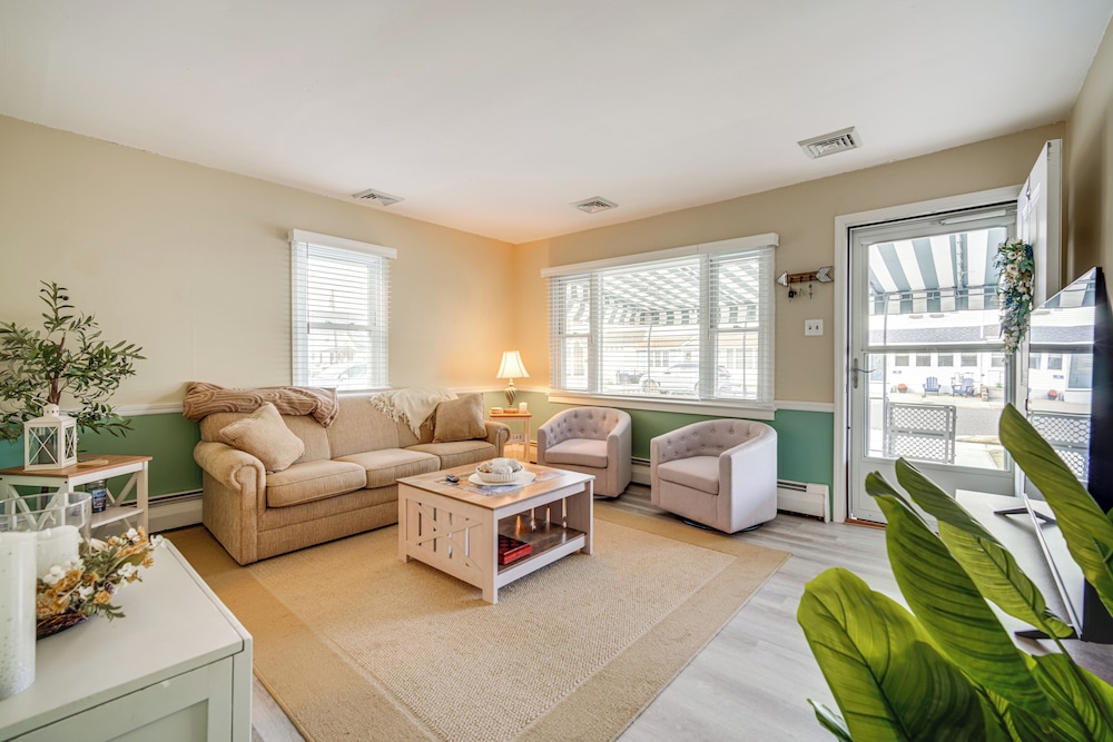 1 Block to Brigantine Beach: Breezy Home w/ Patio!