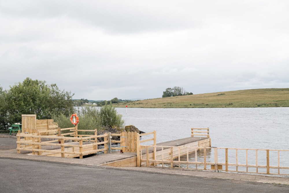Luxury Waterfront Self-Catering Cabins
