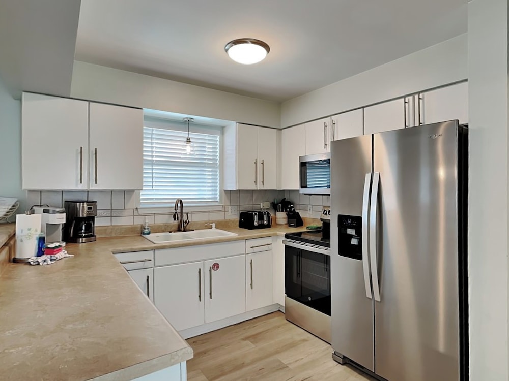 Serenity Cottage by Southern Vacation Rentals