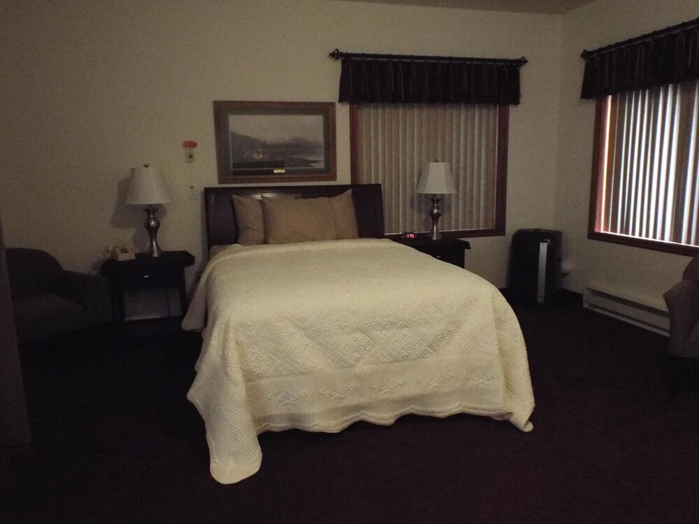 Greenwood Village Inn & Suites