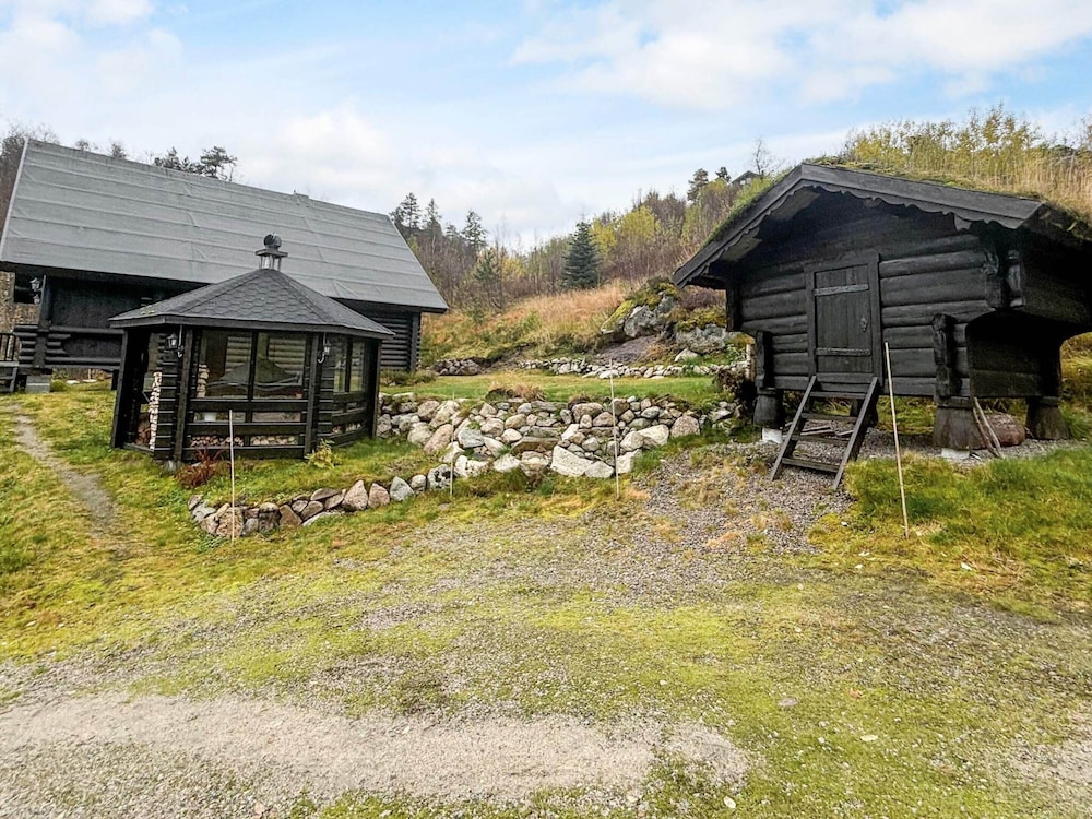 6 Person Holiday Home in Tjorhom
