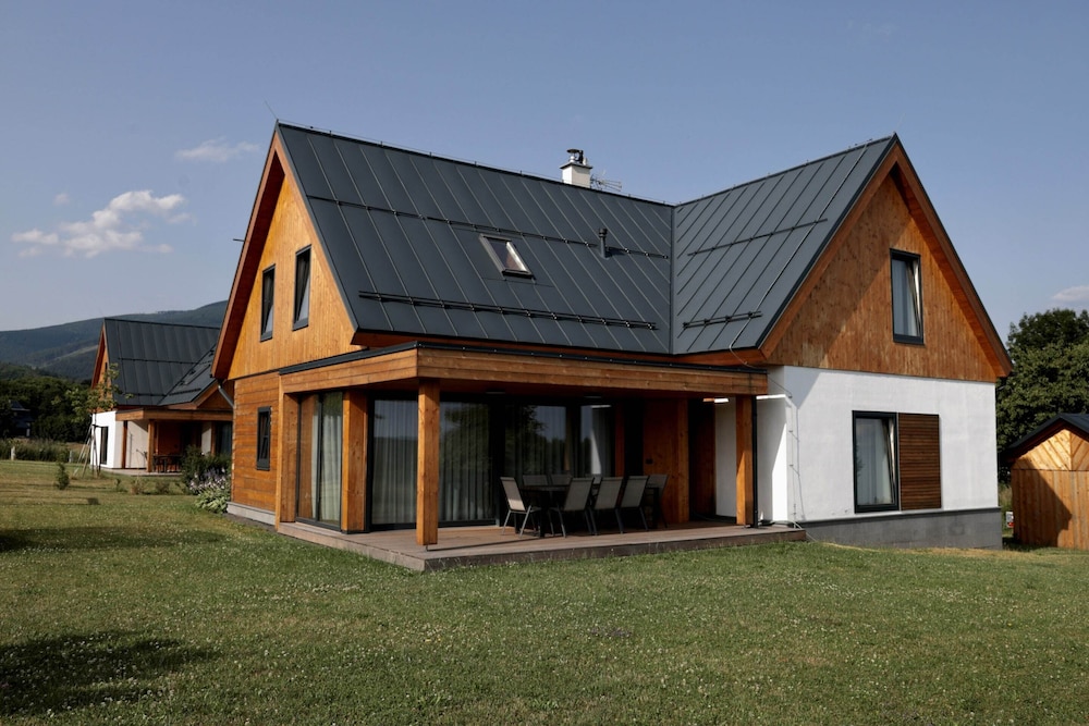 Chalet in Cista Near Ski Slopes