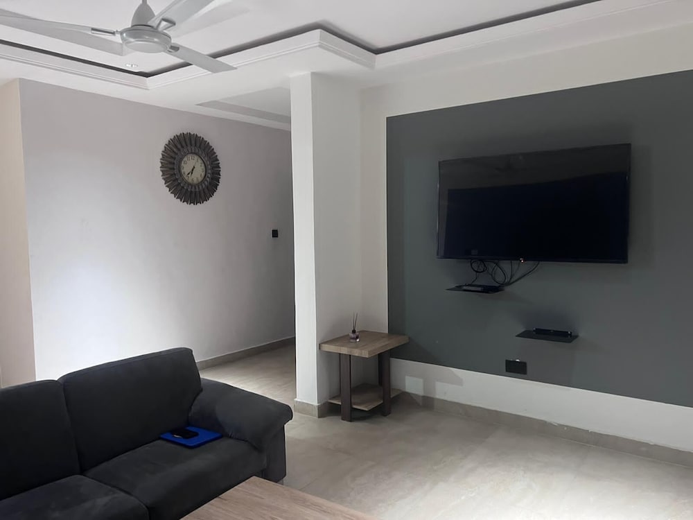 T-Roys Apartments