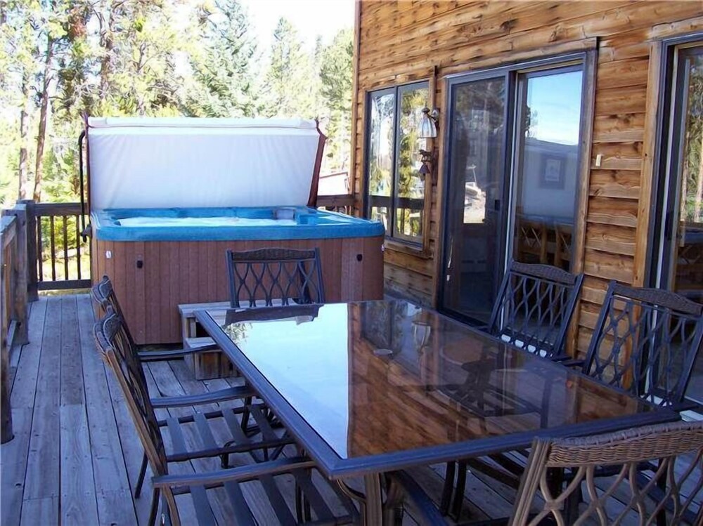Powder Moose Villa 5 Br home by RedAwning