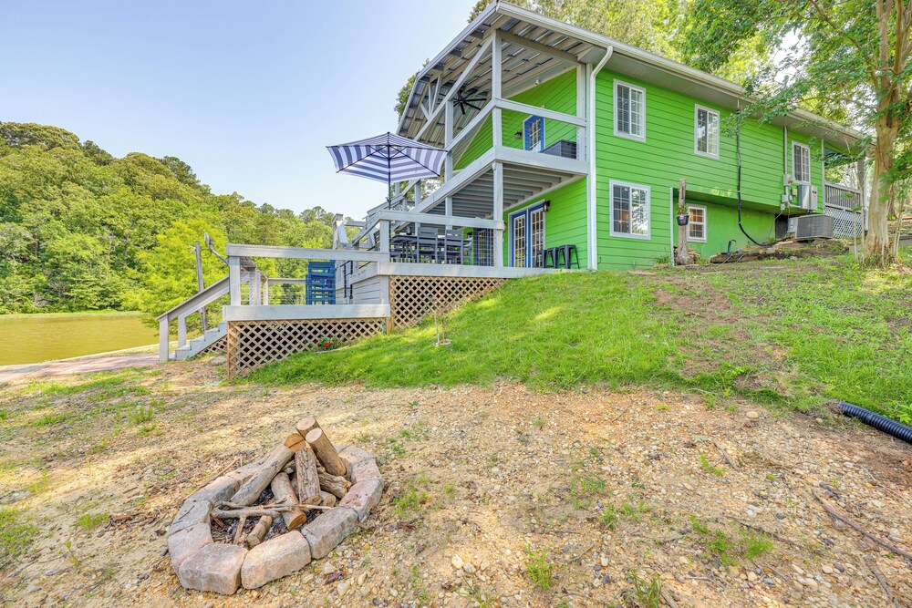 Private On-site Boat Dock: Remote Cabin in Titus