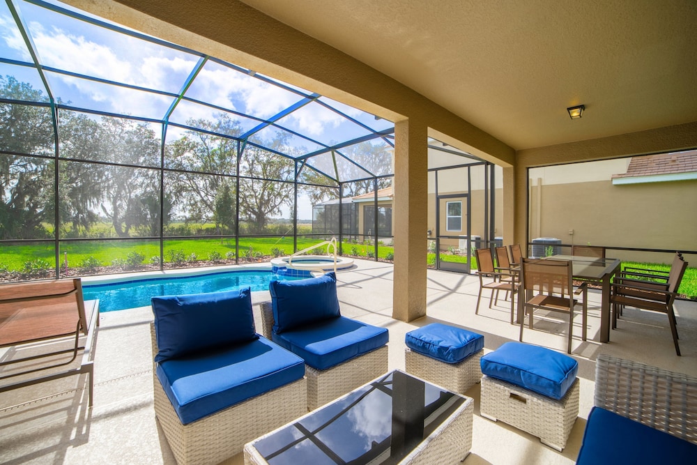 5 Bdrm Solterra New Home - Image 2