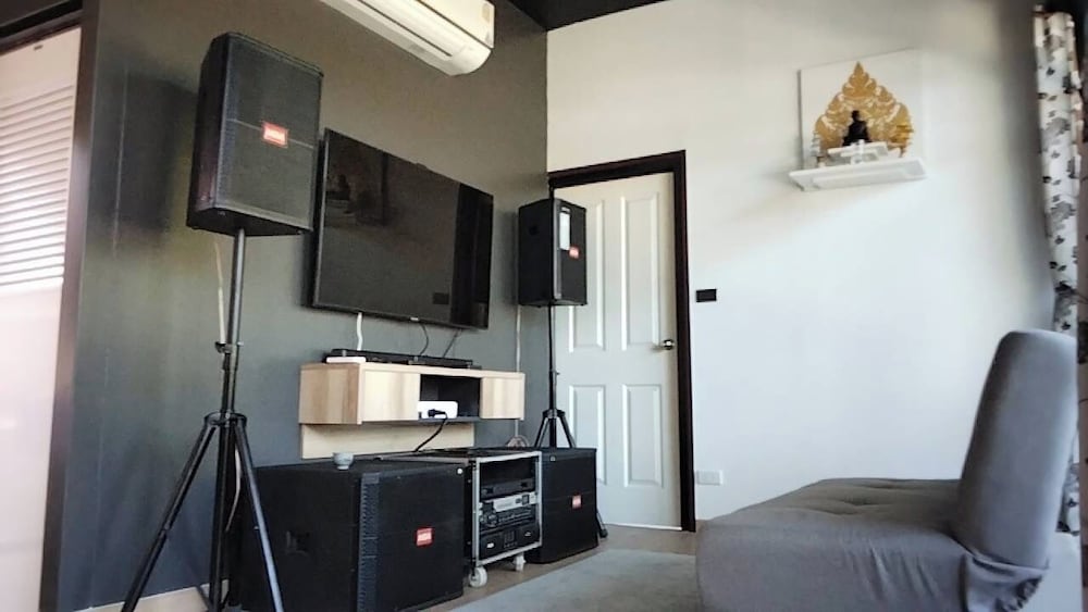 Austgrece homestay pakchong