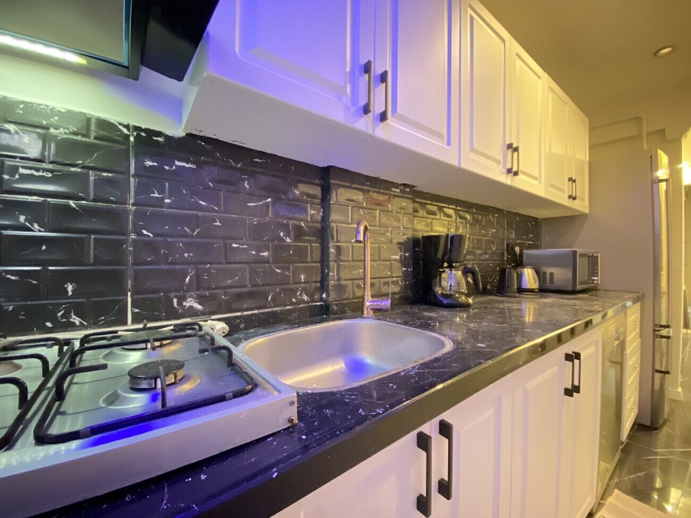 Refreshing Duplex Flat With Jacuzzi in Sisli