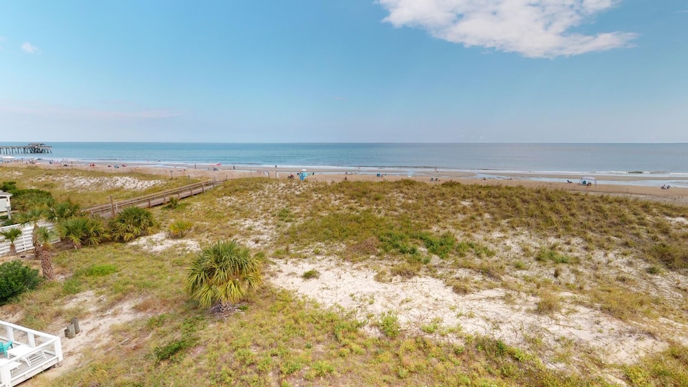 1801-B Strand Avenue by Tybee Vacation Rentals
