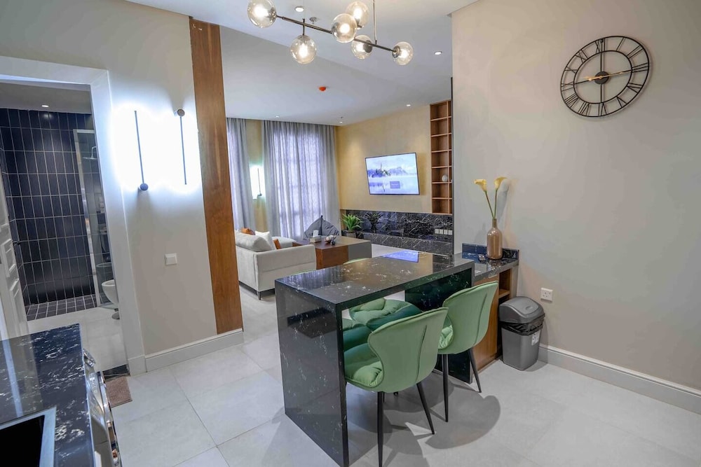 Two Bedroom Stylish & Relaxing Flat in Al-rabie