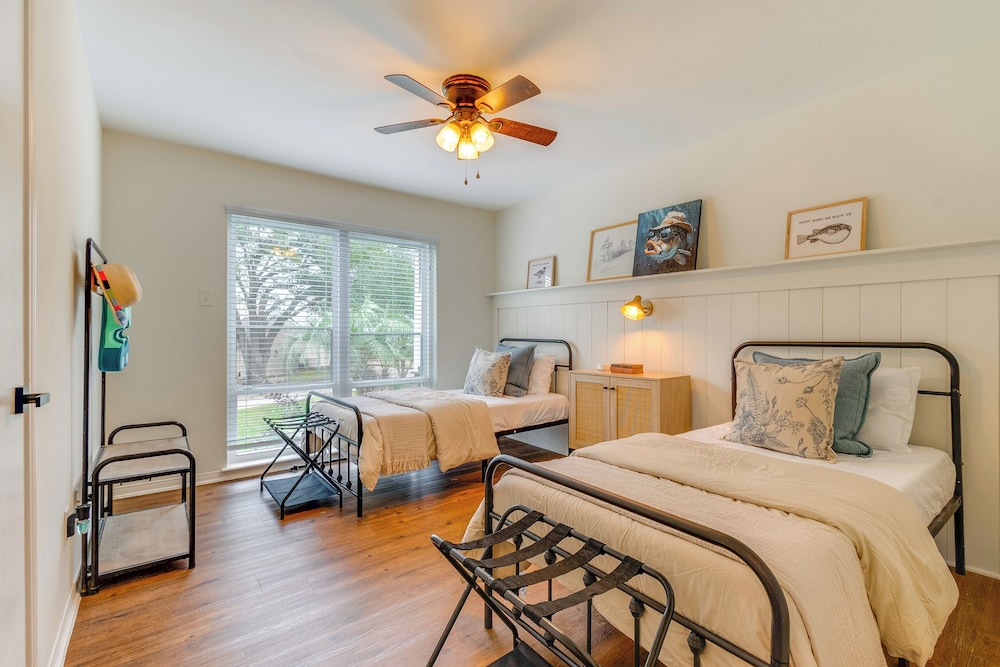 Walk to Lake Conroe: Family-friendly Getaway!