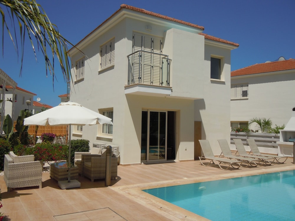 Athena Beach Villa
