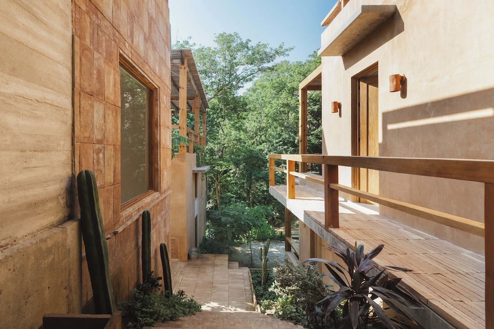 Casa Yute by Ahau Collection