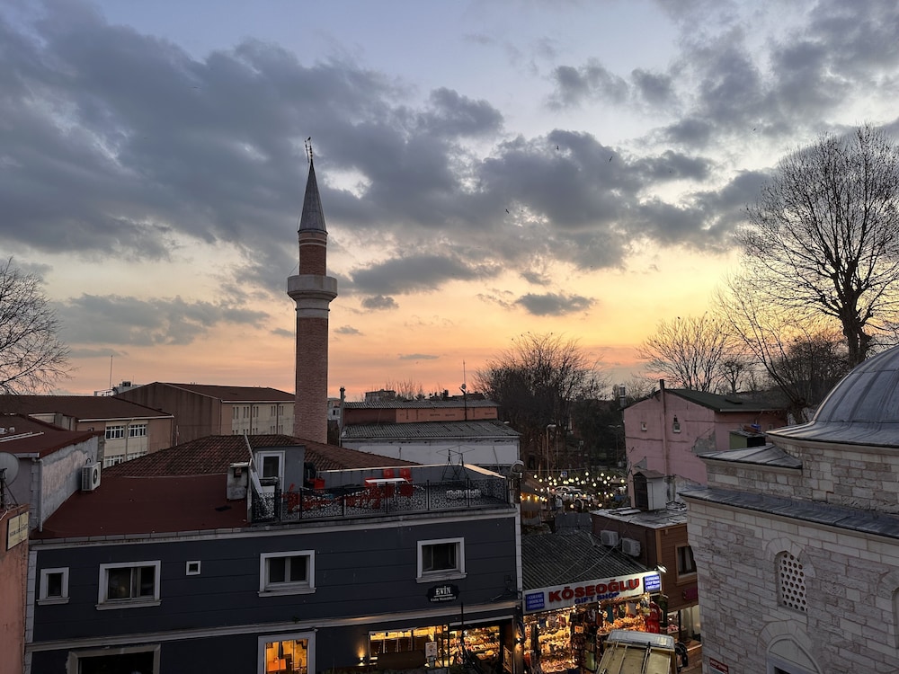 Asparagus Otel Süitleri Eski Şehir - Image 33