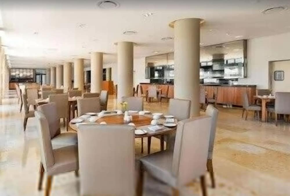 2BD Villa La Valencia Ocean View 5 Star Resort