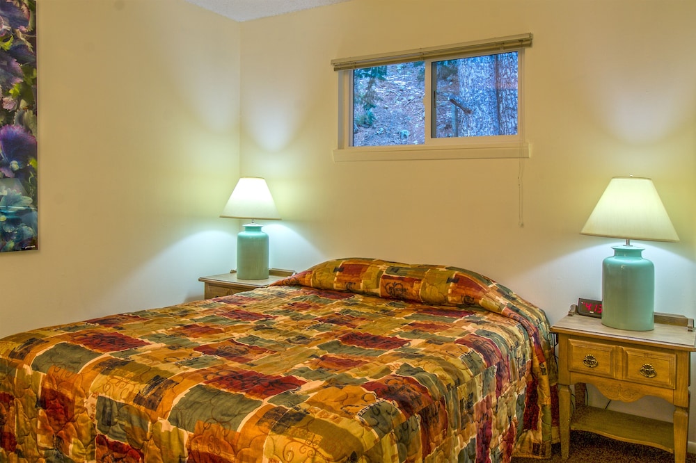 Bailey Lodge view 4