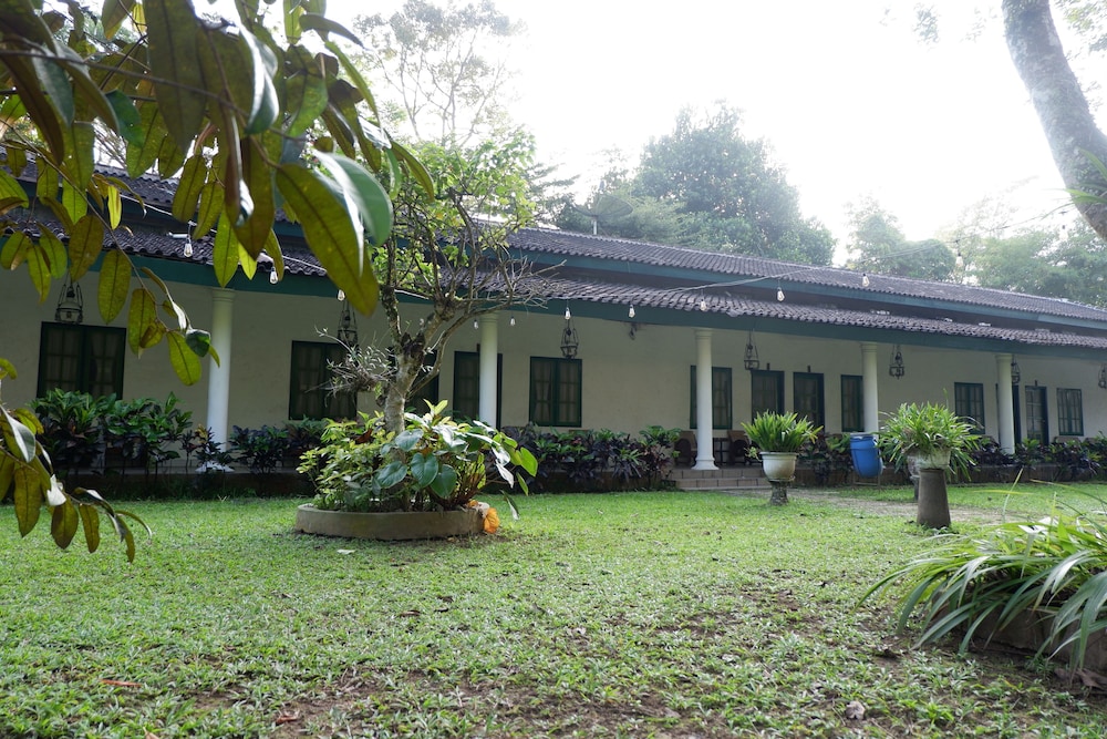 Omah Kebon Guest House