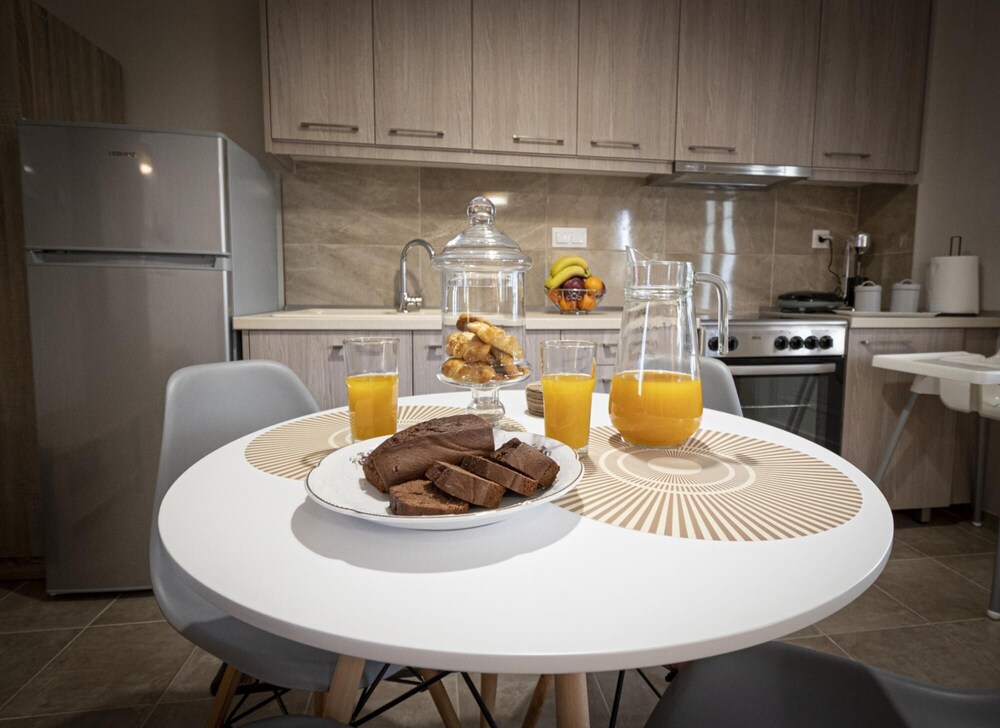 Marialena Apartment by Travel Pro Services view 3