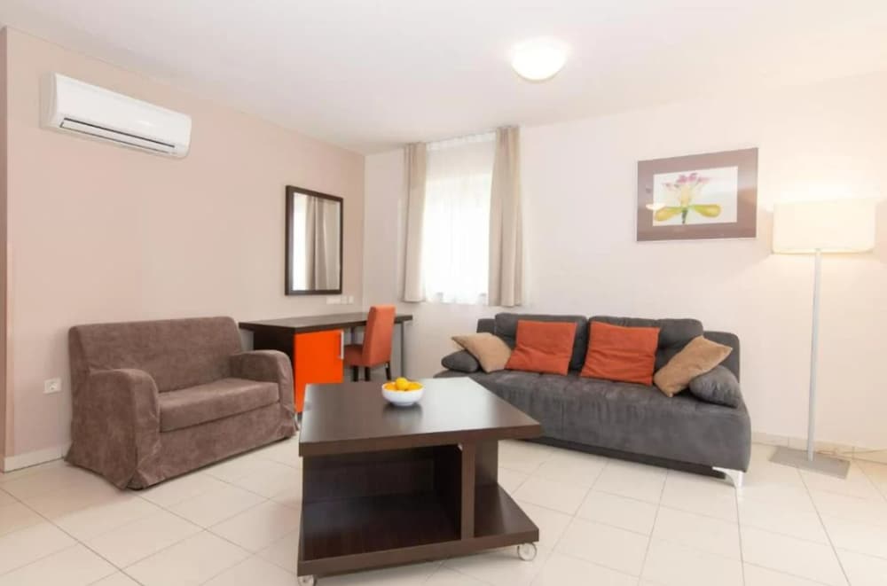 Marina Portorož Family Friendly Apartment 3