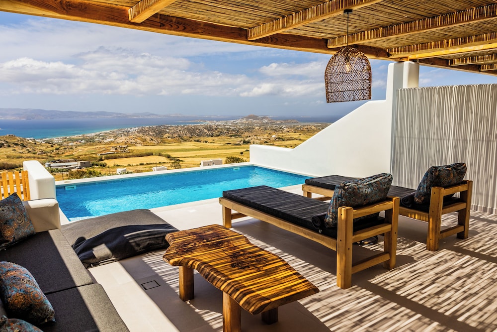 La Grande Vue Private Villas